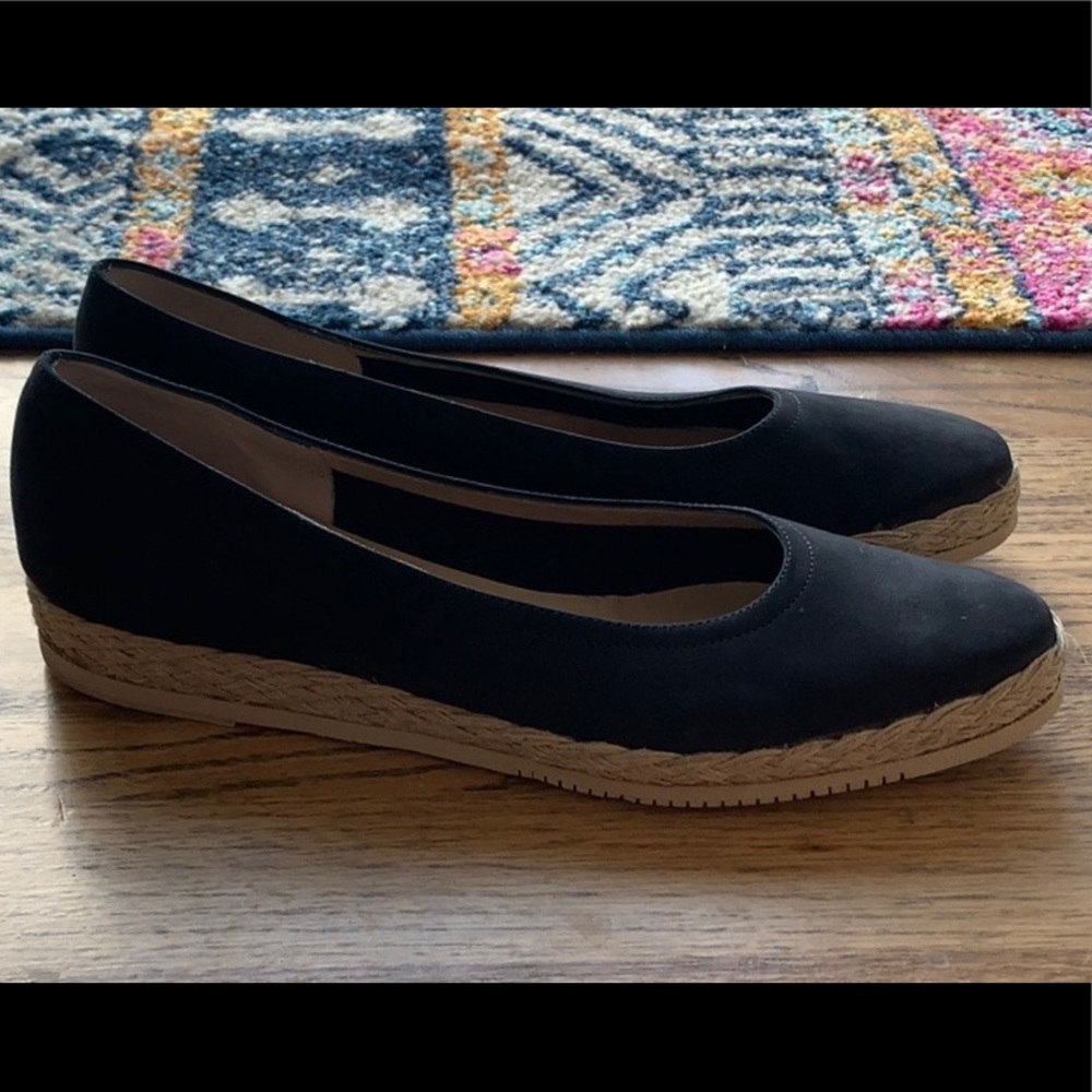 Cute suede flats with espadrille detail